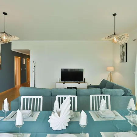 The Panoramic View Apartment *