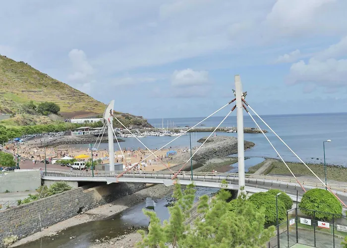 The Panoramic View * Machico (Madeira)
